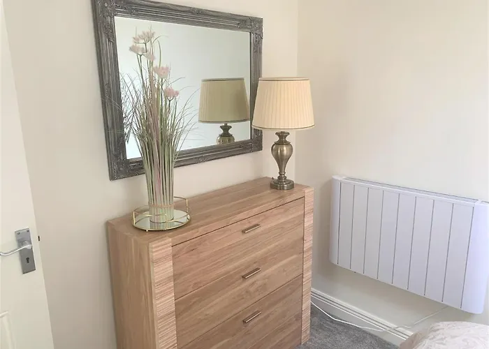 2 Bedroom Back Garden Escape